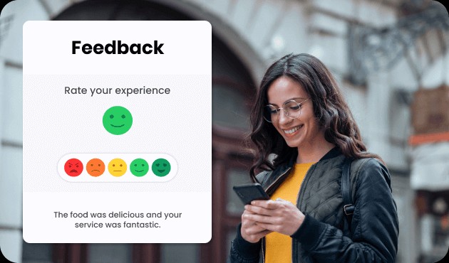 customer giving rating to food and restaurent services